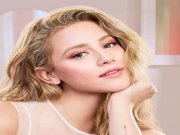 Actor Lili Reinhart (Image Source: Instagram)