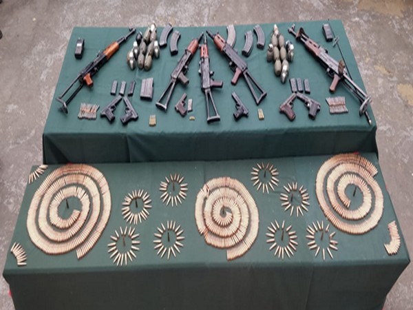 Visual of seized arms and ammunition.