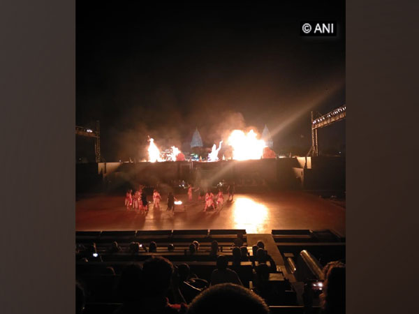Musical rendition of the epic tale Ramayana, where Lord Hanuman burning Lanka. 