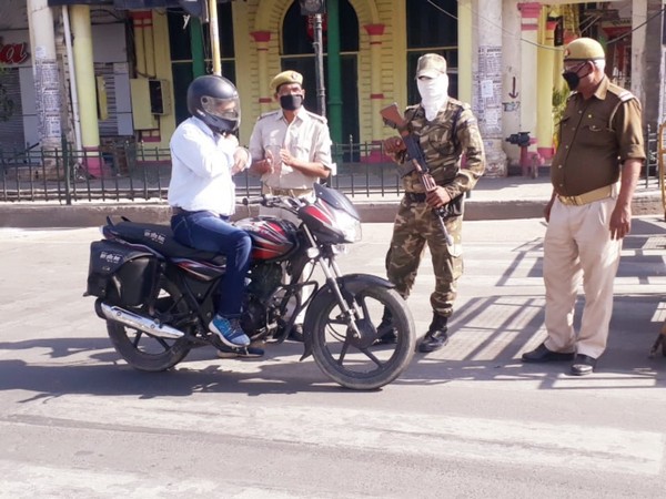 Police taking stern action against those flouting the rules of lockdown in Lucknow