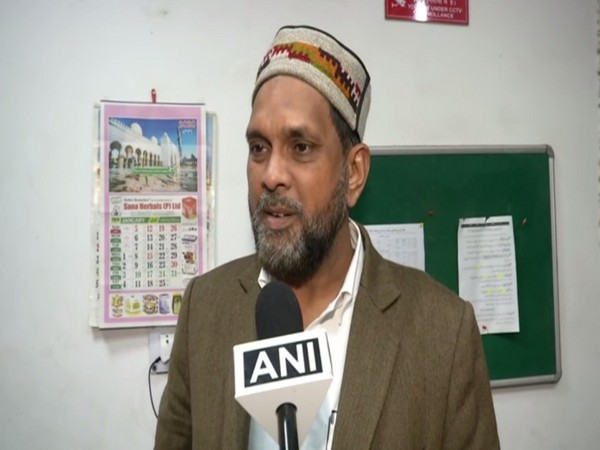 Luqmaan Chaudhary, the owner of the gun brandished at Shaheen Bagh, talking to ANI in New Delhi on Wednesday. Photo/ANI