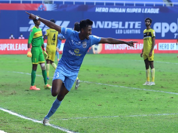 Mumbai City FC's Vignesh Dakshinamurthy celebrates after scoring his first ever ISL goal during match 34 of ISL 7 at the Tilak Maidan Stadium in Vasco on Sunday. (Photo/ ISL)