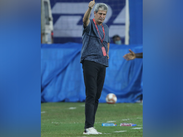 Hyderabad FC head coach Manuel Marquez is prepared for a high scoring game against FC Goa in match 43 of ISL season 7 at the Tilak Maidan Stadium on Wednesday. (Photo/ ISL)