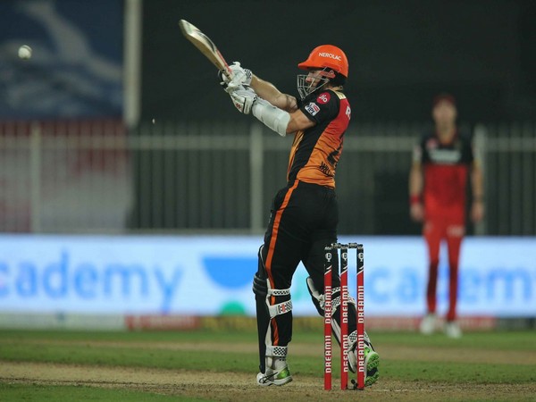 SRH batsman Kane Williamson in action against RCB (Photo/ iplt20.com)