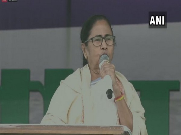 West Bengal CM Mamata Banerjee addressing in a public rally in Purulia, West Bengal. (Photo/ANI) 