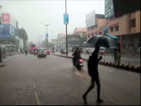 Heavy rains lashes Mangalore [Photo/ANI]