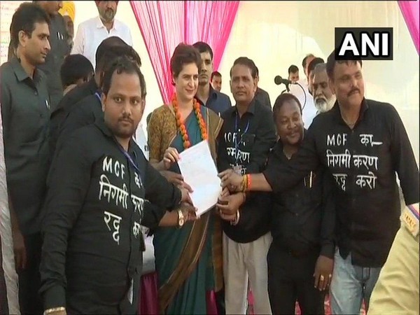 Priyanka Gandhi meeting with MCF workers in Raebareli, Uttar Pradesh on Tuesday. 