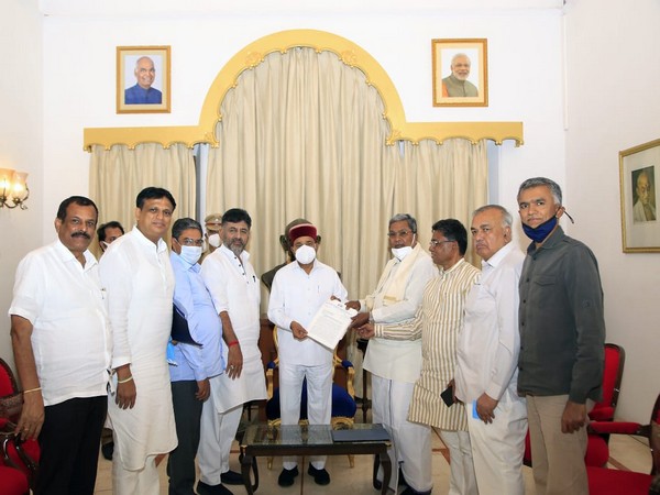 Visual of delegation of Karnataka Congress leaders meeting governor (Photo/ANI) 