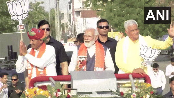 Prime Minister Narendra Modi holding roadshow in Rajasthan's Dausa (Photo/ANI)