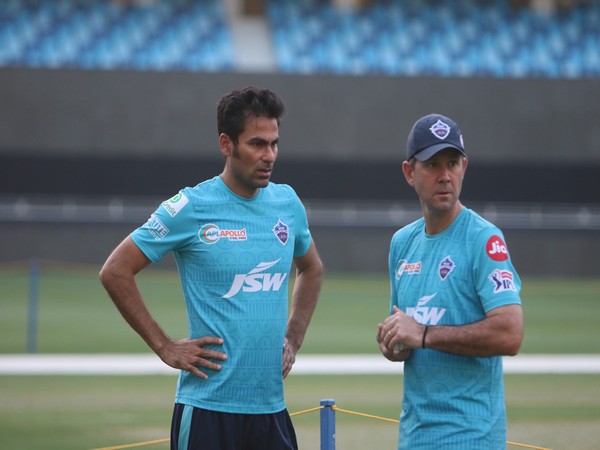 Delhi Capitals', Assistant Coach, Mohammad Kaif and head coach Ricky Ponting (Photo/ Delhi Capitals)