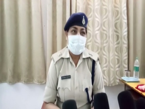 ASP Pratibha Tripathi speaking to reporters in Niwari district on Thursday. Photo/ANI