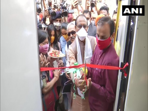Madhya Pradesh CM inaugurates 'Energy Swaraj Yatra' (Photo/ANI)