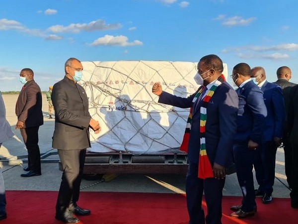 Zimbabwe receives India made COVID-19 vaccines (Photo Credit: Twitter/S Jaishankar) 