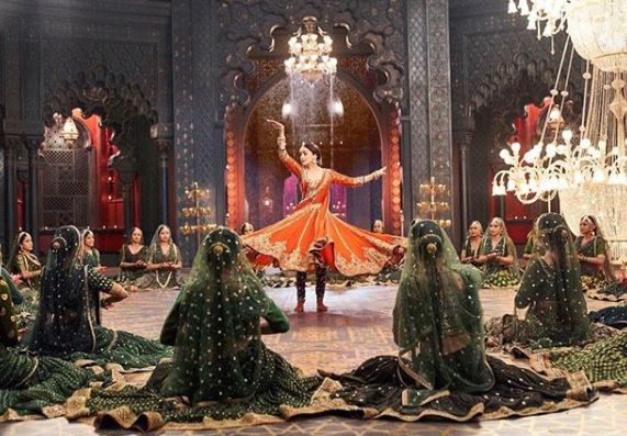 Madhuri Dixit in 'Kalank' song 'Tabaah Ho Gaye', Image courtesy: Instagram