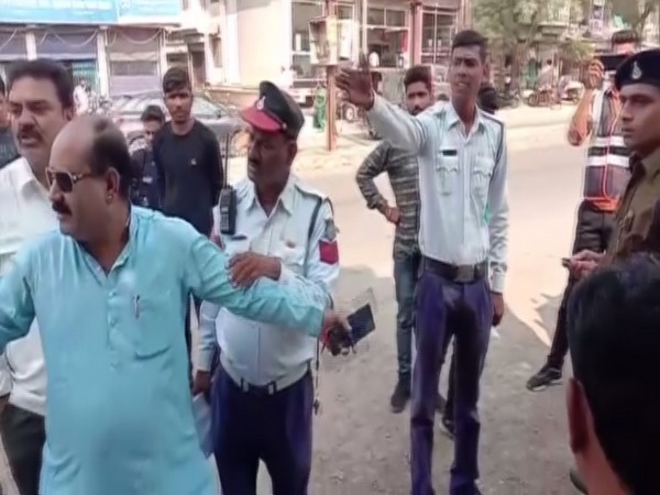 A video of the incident has also surfaced, in which local Congress leader Raghvendra Singh Tomar was seen shouting at the police for 'harassing' school going students.
