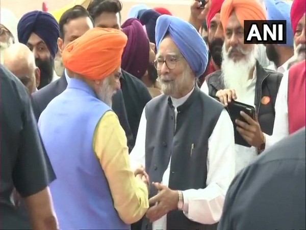 Former Prime Minister Manmohan Singh and Prime Minister Narendra Modi at Dera Baba Nanak in Punjab's Gurdaspur district on Saturday.
