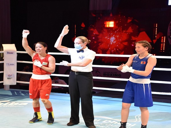 Mary Kom (51 kg) celebrates after winning her semi-final bout (Image: BFI)
