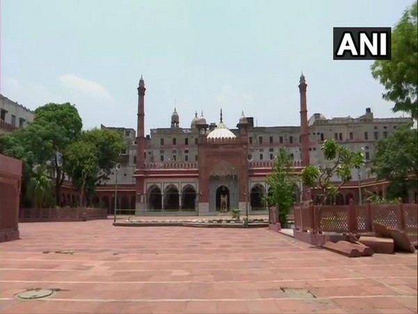 Fatehpuri Masjid in Delhi