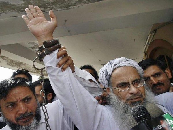 Former Lal Masjid cleric Maulana Abdul Aziz (File pic)