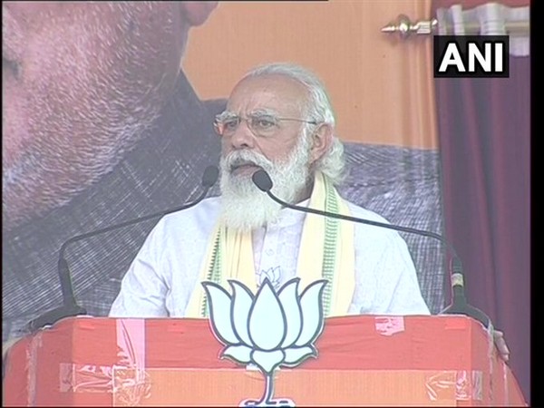PM Narendra Modi speaking at the rally in Sasaram, Bihar on Friday. [Photo/ANI]