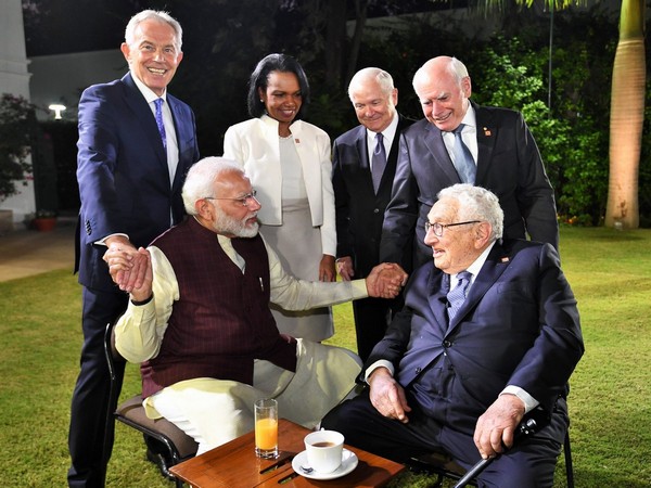 Prime Minister Narendra Modi with Tony Blair, Henry Kissinger, Condoleezza Rice, John Howard and Robert Gates in New Delhi on Tuesday. Photo/Twitter