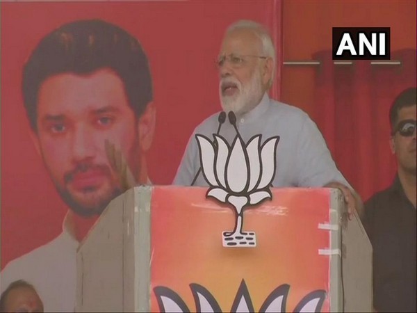 Prime Minister Narendra Modi addressing a rally in Jamui on Tuesday.