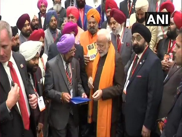 Members of the Sikh community met Prime Minister Narendra Modi in Houston on Saturday.