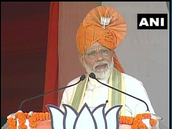 Prime Minister Narendra Modi addressing an election rally in Ballabhgarh on Monday.
