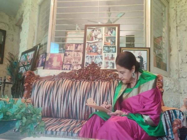 PM Modi's sister from Pakistan Qamar Jahan sent a Rakhi (Photo/ANI)