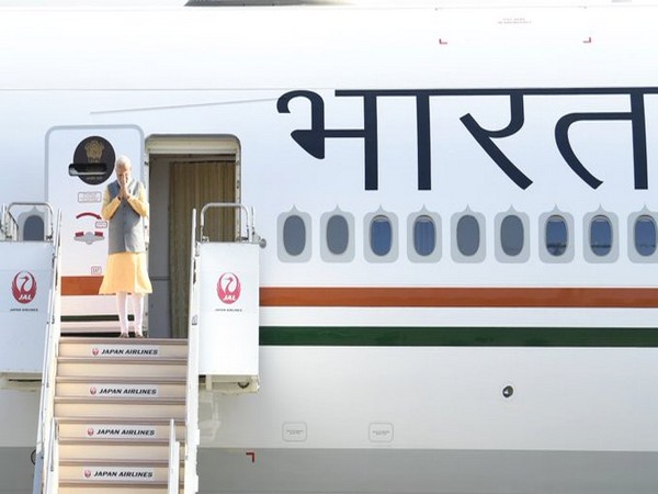 Prime Minister Narendra Modi arrives in Tokyo (Photo: Twitter@narendramodi)