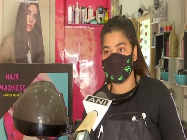 Khushboo, manager in a salon in Mohali speaking to ANI on Monday. Photo/ANI