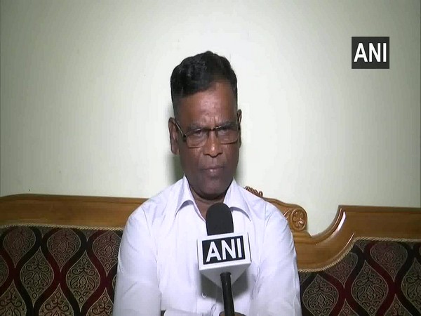 Former Army officer and Kargil War veteran Mohammed Sanaullah speaking to ANI