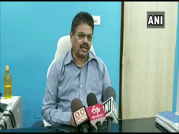 Aswini Mohanty, Superintendent of Police, Jharsuguda speaking to reporters in Odisha on Friday.