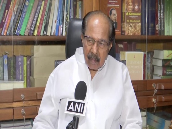 Congress leader Veerappa Moily (File Photo)