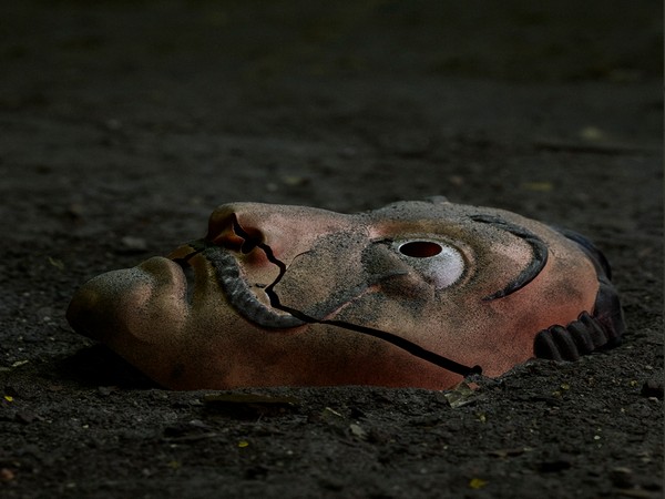 Netflix announces fifth and final season of 'Money Heist' (Image source: Netflix's Twitter handle) 