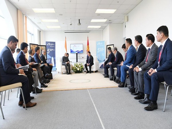 Prime Minister Narendra Modi along with Mongolian President Khaltmaagiin Battulga in Vladivostok on Thursday (Picture Credit: Raveesh Kumar/Twitter)