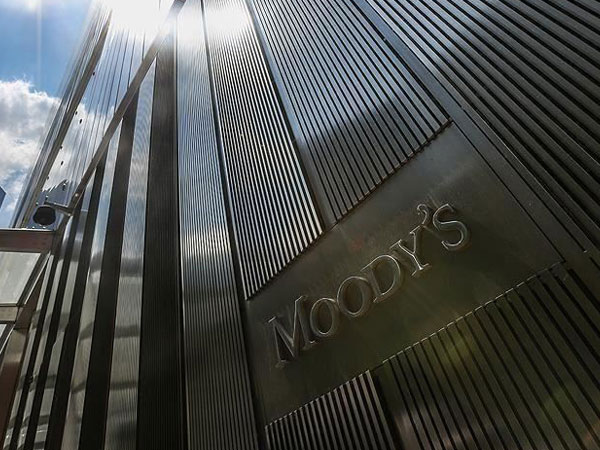 Risks remain more significant for the sectors most vulnerable to restrictions.