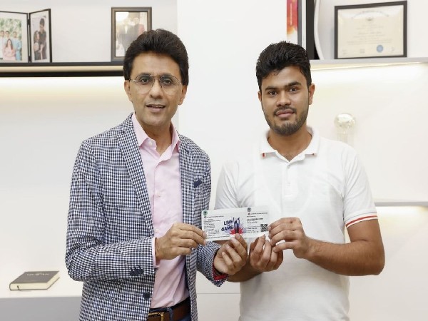 UAE Businessman distributes T20 World Cup match tickets to Blue-collared workers