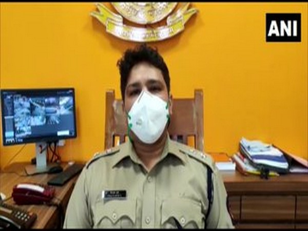 Three Bangladesh nationals, 2 agents arrested in Mumbai (Photo/ANI)