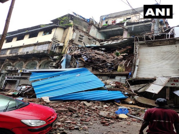 Visuals of the portion of the four-storeyed building that collapsed in Mumbai's Lokmanya Tilak Road on Friday.