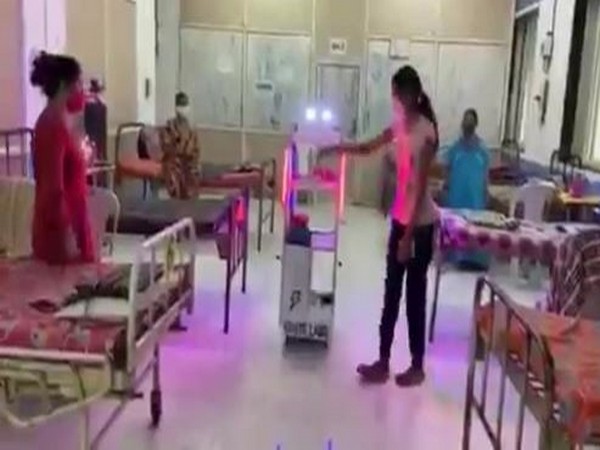 A Mumbai-based private hospital get its first robot 'Gollar' to assist the healthcare staff in the hospital in the wake of COVID-19. (Photo/ANI)