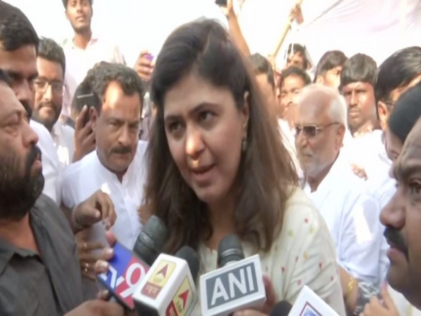 BJP leader Pankaja Gopinath Munde talking to reporters in Mumbai on Thursday. Photo/ANI