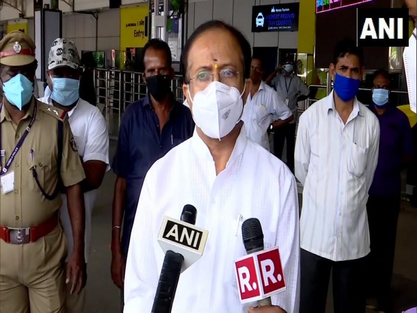 MoS External Affairs V Muraleedharan speaking to reporters in Thiruvananthapuram on Friday. Photo/ANI