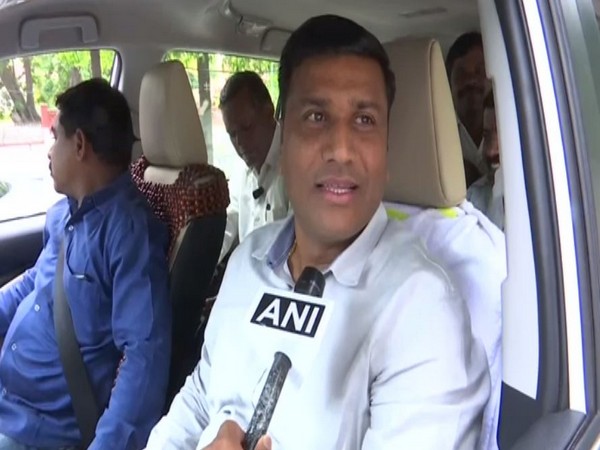 Bheema Naik, Congress MLA, while talking to ANI on Sunday in Bengaluru. Photo/ANI