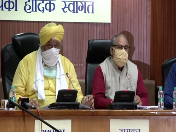 Avtar Singh (left) and Jai Prakash (right) addressing a press conference in New Delhi on Thursday.