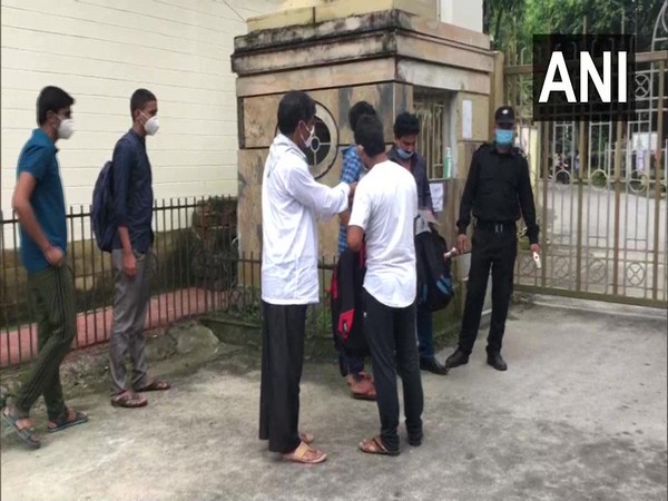 Students at Siliguri Institute of Technology to appear for NEET examination (File Photo/ANI)