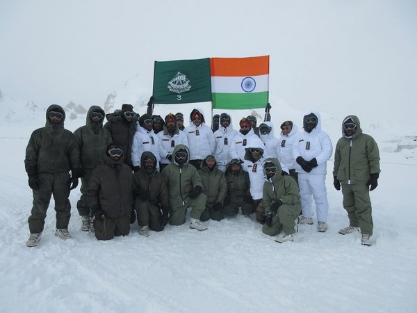 Northern Army Commander Lt Gen Ranbir Singh on Wednesday visited the forward posts in Siachen glacier. Photo/ANI