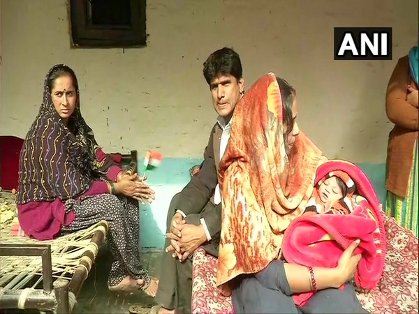 Pakistani Hindu refugee woman names her 2-day old daughter 'Nagarikta' 