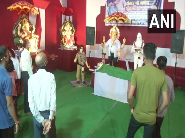 A COVID-19 hospital themed Ganesh pandal has been set up in Nagpur on the occasion of Ganesh Chaturthi celebrations. (Photo/ANI)