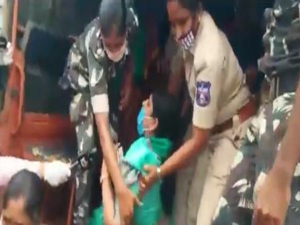 One of the protestors in Amaravati was dragged in the police van. (Video source: N Chandrababu Naidu's Twitter)